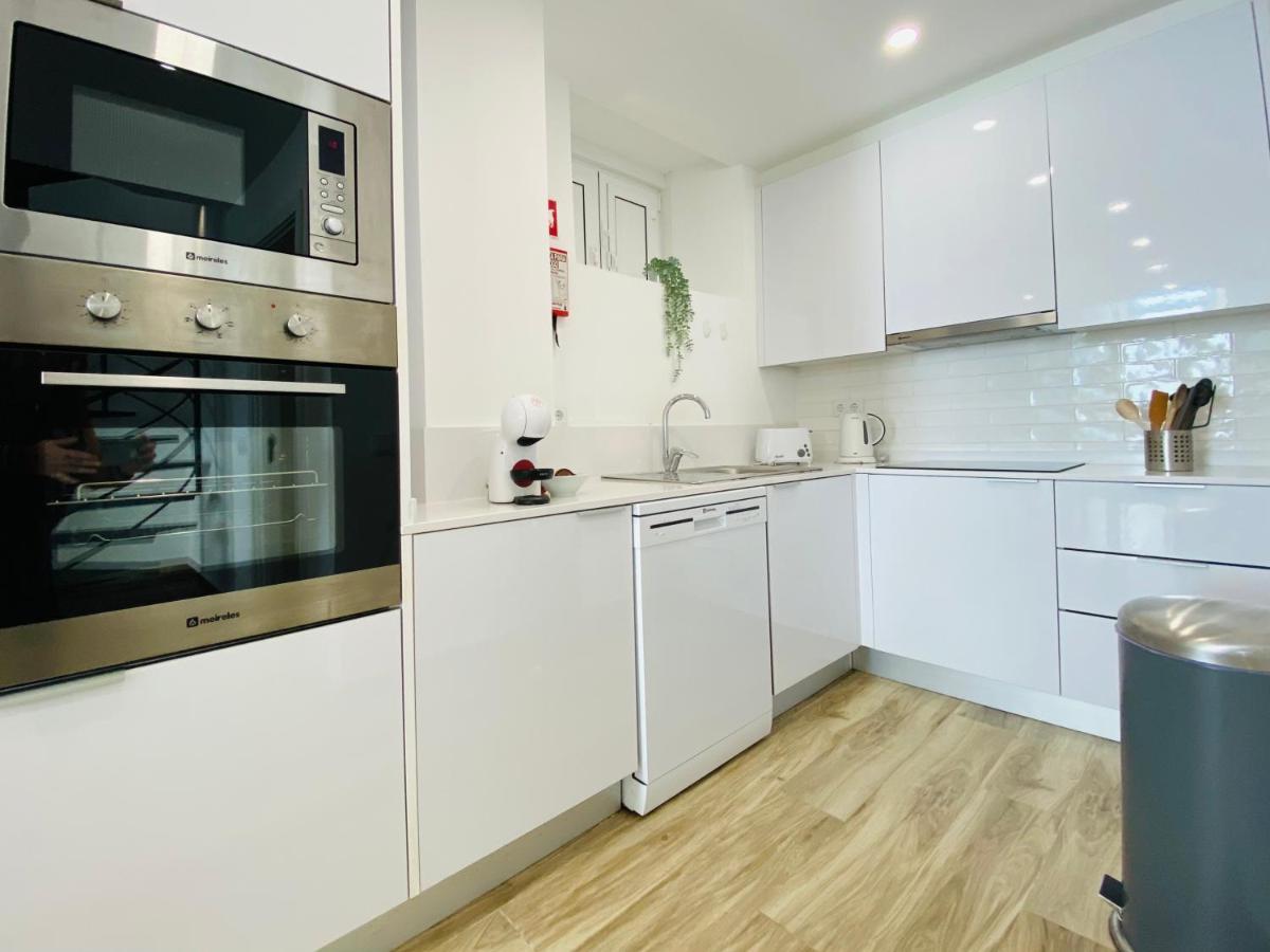 Tia Anica House I - Apartment With Terrace In Central Fuseta Beach Village ภายนอก รูปภาพ