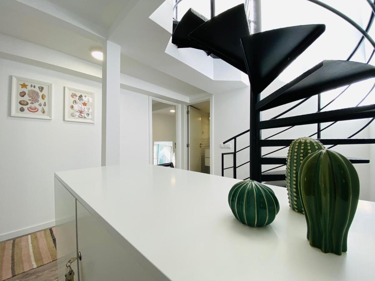 Tia Anica House I - Apartment With Terrace In Central Fuseta Beach Village ภายนอก รูปภาพ