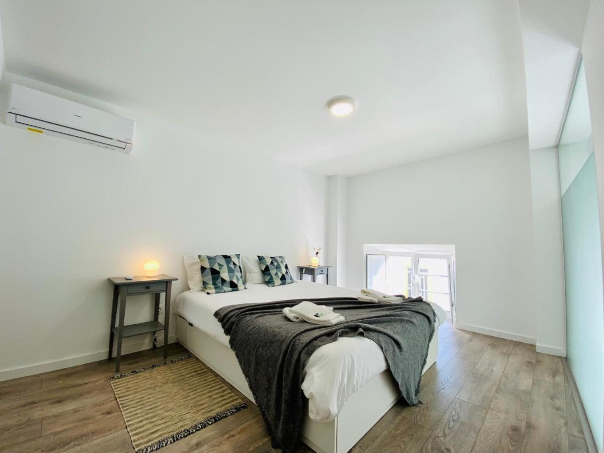Tia Anica House I - Apartment With Terrace In Central Fuseta Beach Village ภายนอก รูปภาพ